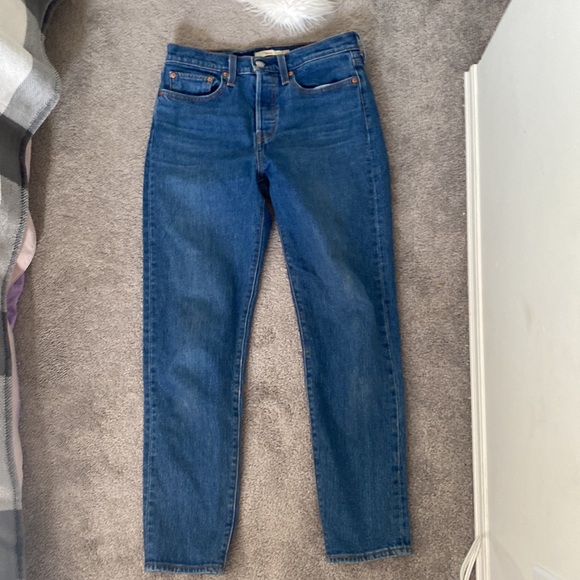 Levi Blue jeans dark blue wash Wedgie straight fit super flattering - Picture 3 of 7